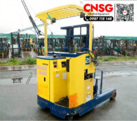 xe nâng komatsu 2.5 tấn đứng lái FBr25