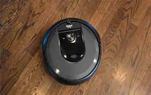 Robot làm việc nhà giúp hút bụi iRobot Roomba i7 .