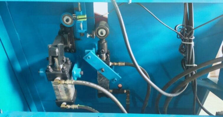 Linh kiện máy bẻ đai sắt- xi lanh thủy lực (1)